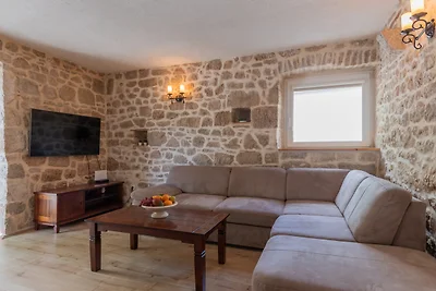 Villa Veronika - Makarska by Villas Guide