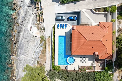 Villa Welcome by Villas Guide