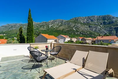 Apartment Azzurro 1 by Villas Guide