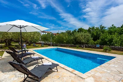Villa Verde Oliva Residence by Villas Guide