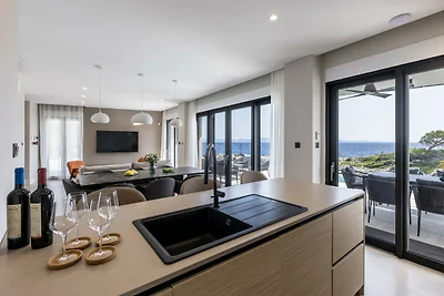 Villa Mare by Villas Guide