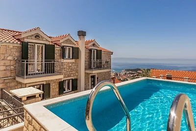 Villa Elizabeta Makarska by Villas Guide