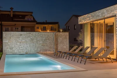 Villa Palmeta by Villas Guide