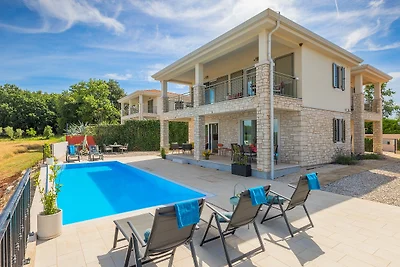 Villa Casa Nova by Villas Guide