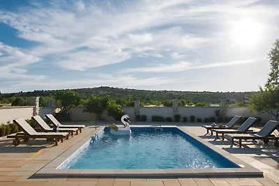 Holiday home Rozara by Villas Guide