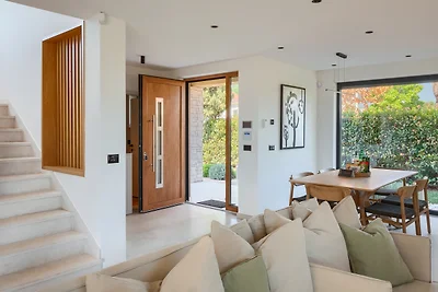 Villa Vallis by Villas Guide