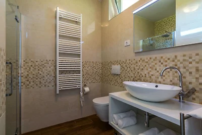 Villa Viviana by Villas Guide