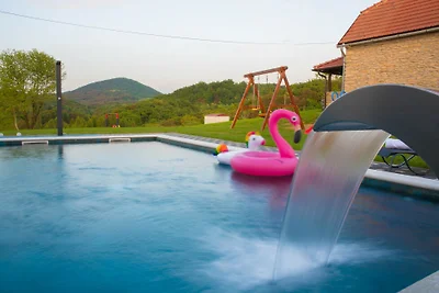 Villa Old Hills by Villas Guide