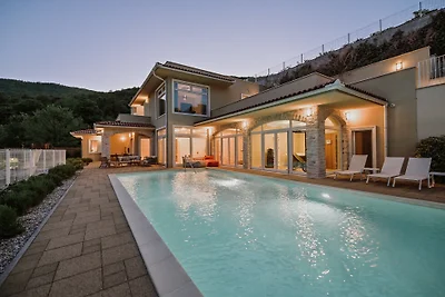 Vila Natura 4 - Opatija by Villas Guide