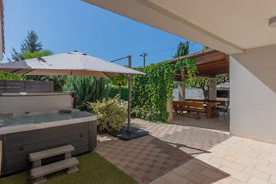 Villa Mihael-Makarska by Villas Guide