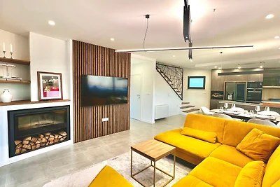 Villa Palazzo Blue by Villas Guide