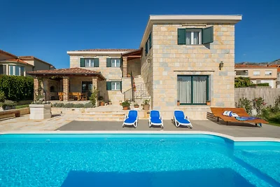 Villa Dominus - Split by Villas Guide