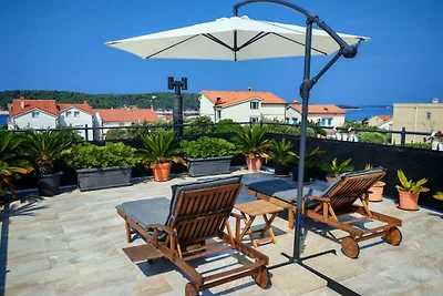 Holiday Home Capella - Rab by Villas Guide