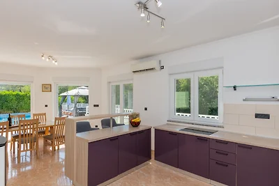 Villa FourM - Makarska by Villas Guide