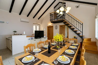 Villa Dia by Villas Guide