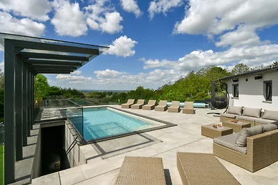 Villa Lady Berga by Villas Guide