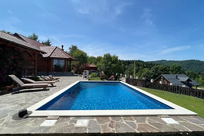 Villa Roza by Villas Guide