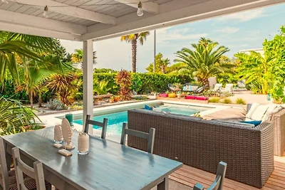 Villa La Vidas by Villas Guide
