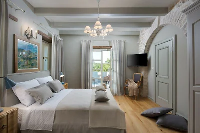 Villa Elena by Villas Guide