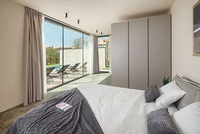 Villa Palmeta by Villas Guide