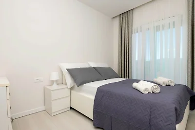 Villa Ella - Makarska by Villas Guide