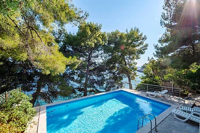 Waterfront Villa Dora by Villas Guide