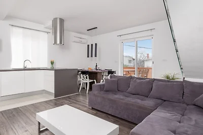 Luxury Villa Mer pool apartman by Villas...