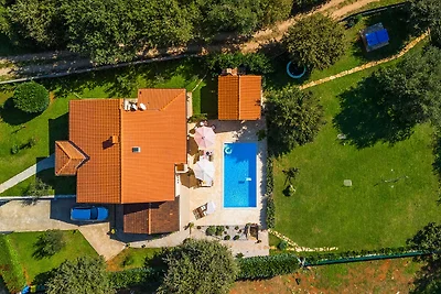 Villa Alma by Villas Guide