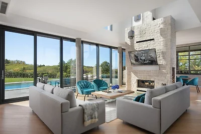 Villa Valens by Villas Guide