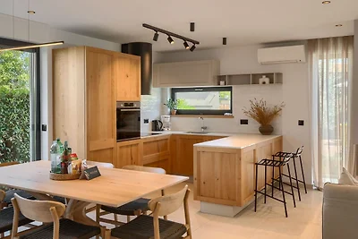 Villa Vallis by Villas Guide