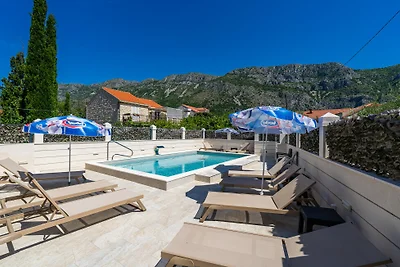 Apartment Azzurro 2 by Villas Guide