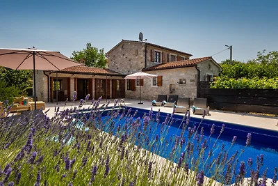 Villa Nonna Lucia by Villas Guide