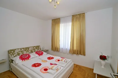 Apartman Zora 3 by Villas guide