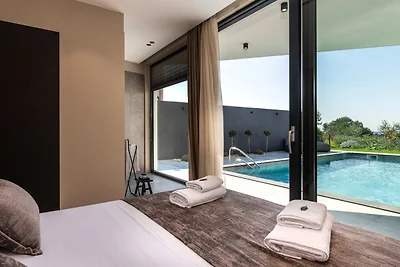 Villa Aruna by Villas Guide