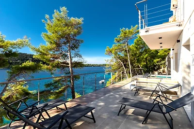 Villa Lipovac by Villas Guide