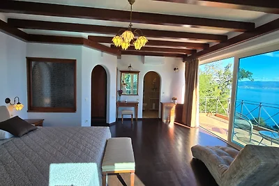 Villa Palazzo del mar Opatija by Villas Guide