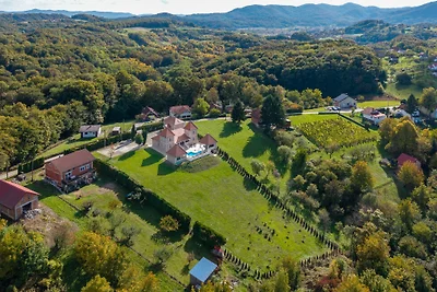 Dvori Perdedaj by Villas Guide