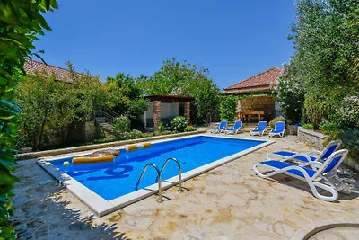 Villa Mint - Split by Villas Guide