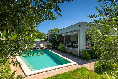 Villa Dila by Villas Guide