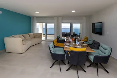 Villa Sole Komarna by Villas Guide