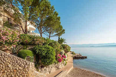 Villa Palace Clara Apartment 2 island Krk by...