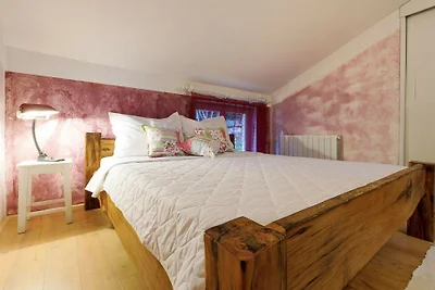 House sound of nature by Villas Guide