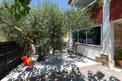 Villa Tina Desne by Villas Guide