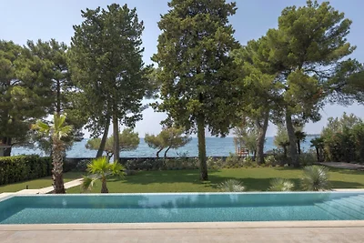 Pical Beach House by Villas Guide