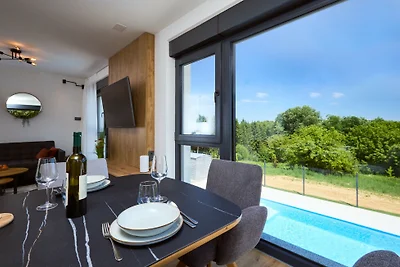 Villa M.I.L.A. by Villas Guide