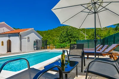 Villa Sanja in Makarska by Villas Guide