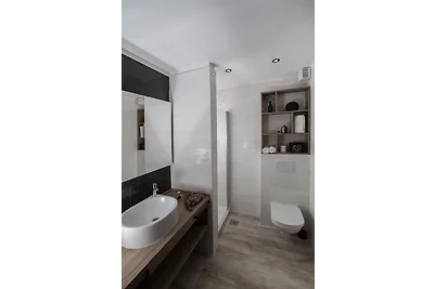 Villa Estate 2 by Villas Guide