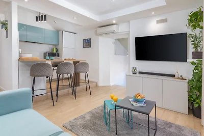 Pula Bay View apartment by Villas Guide