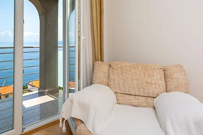 Apartman Zora 2 by Villas Guide