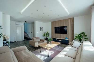 Villa Blue Lake -Makarska by Villas Guide